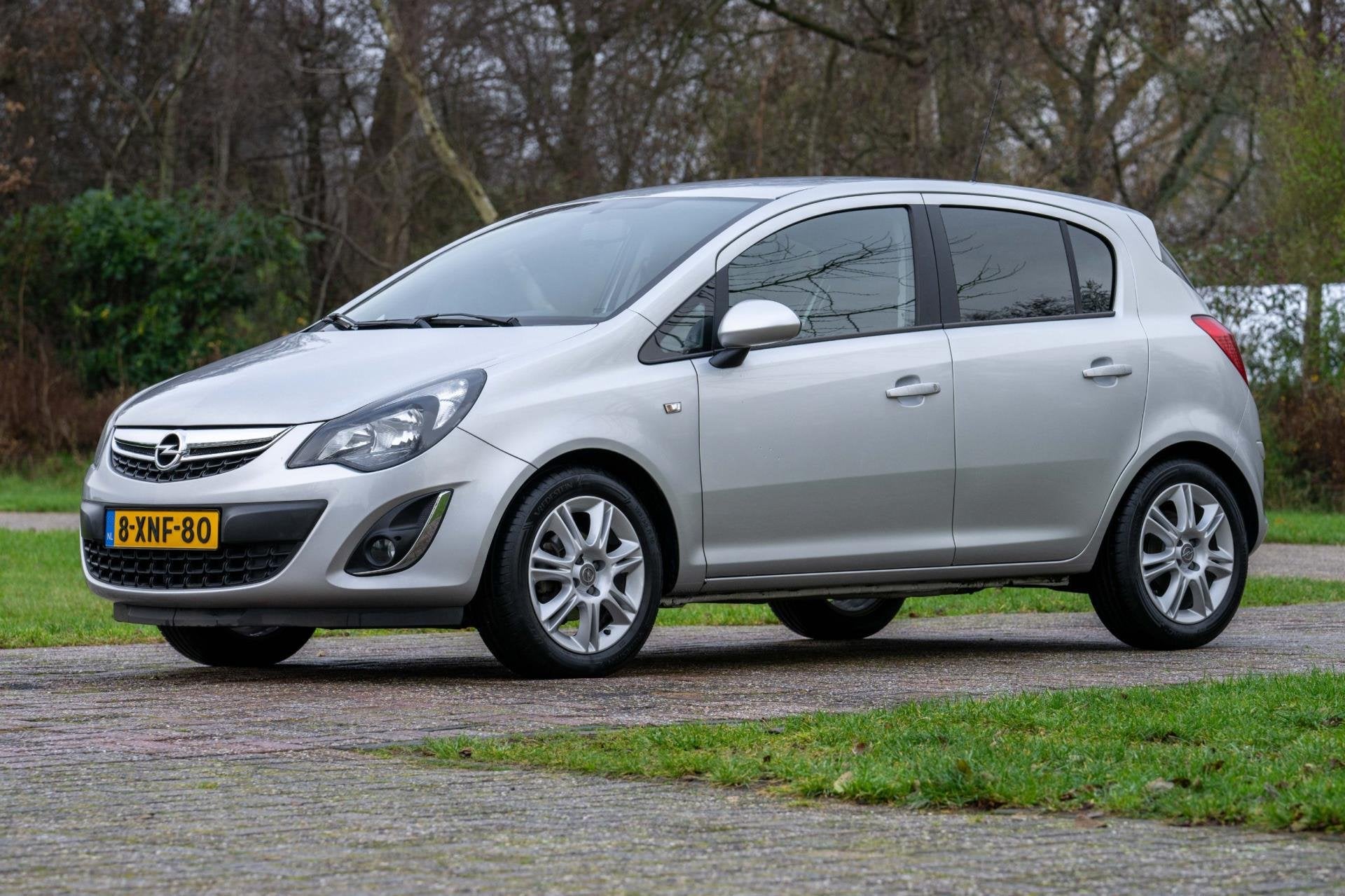 Opel Corsa 1.2-16V BlitZ 1e Eig. 17.900 km +NAP NL-auto, Euro 5, Gebruikt, 750 kg, 4 cilinders