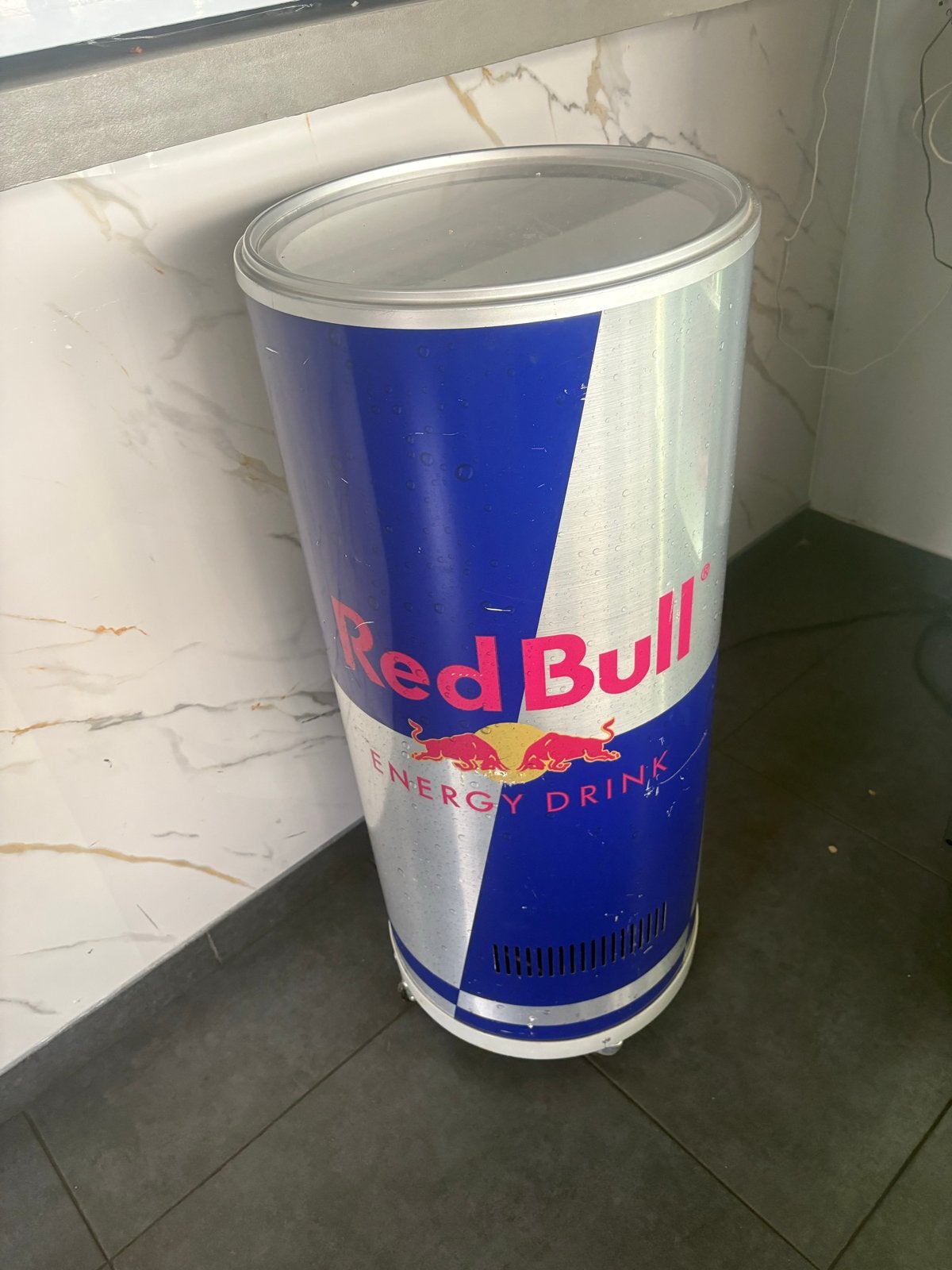 Red Bull Koelkast - Mini Koelkast, Minder dan 45 cm, Minder dan 75 liter, Ophalen, 85 tot 120 cm
