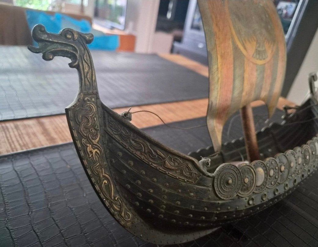 Antiek Bronzen Vikingschip Decoratie beeld brons, Ophalen, Brons