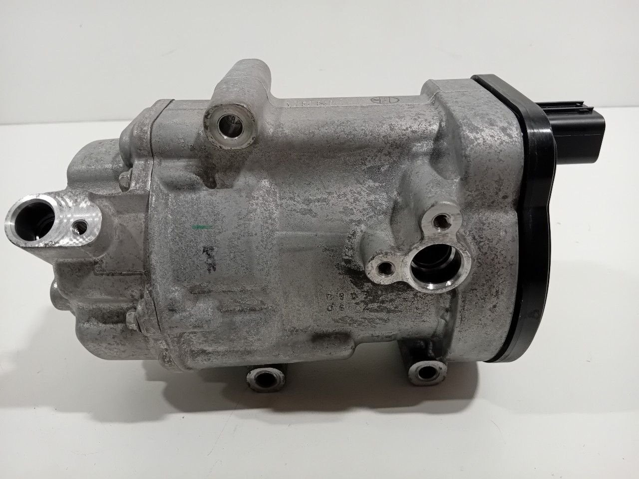 Airco pomp Lexus ES, Onderdelen@venauto.nl, Van der Ven Autorecycling B.V., Gebruikt, Ettenseweg 76, 4706 PB Roosendaal, The Netherlands
