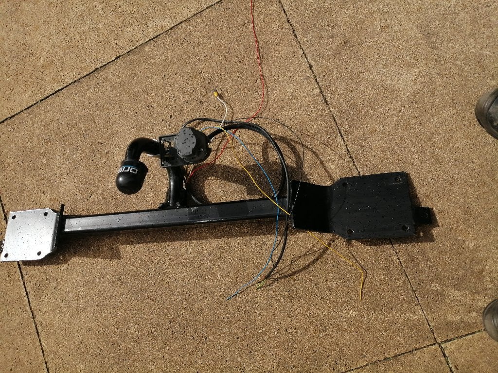 Z.G.A.N  TREKHAAK voor MAZDA MX-3  type EC  1991/1998, Auto-onderdelen, Ophalen of Verzenden, Nieuw