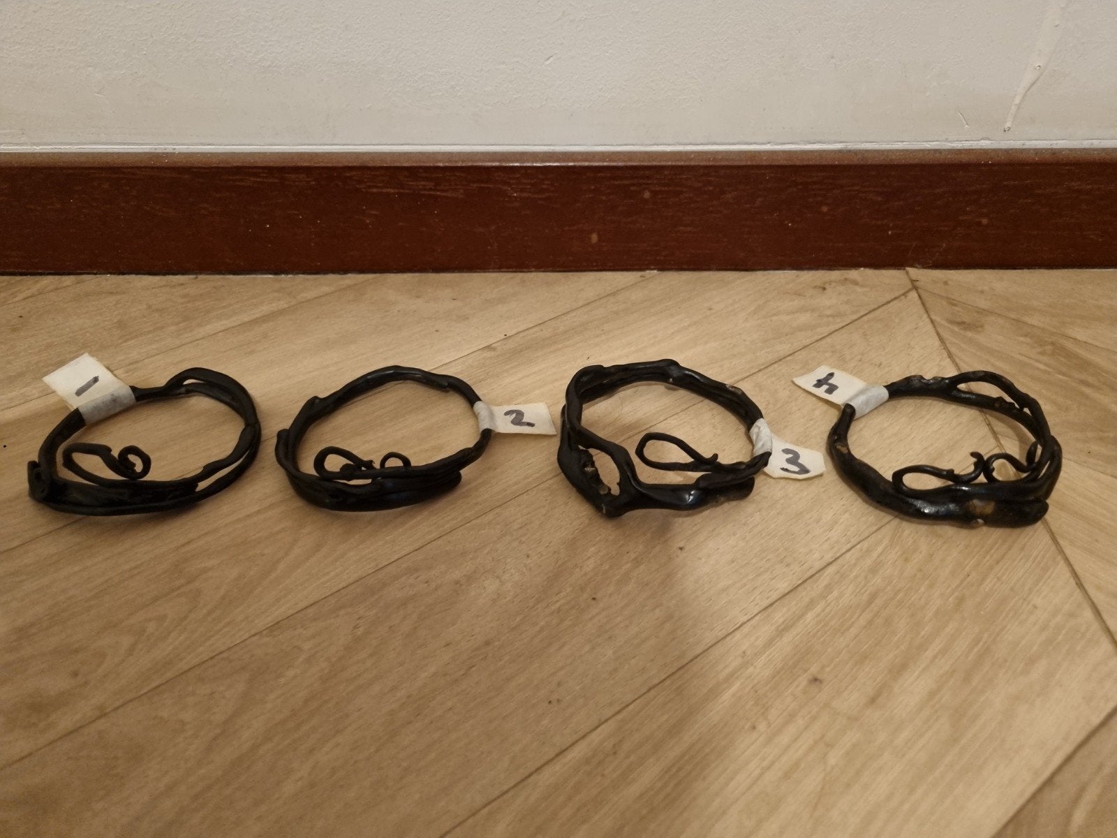 akar bahar armband uit indonesia nr 2, Ophalen of Verzenden, Nieuw, Bruin, Overige materialen