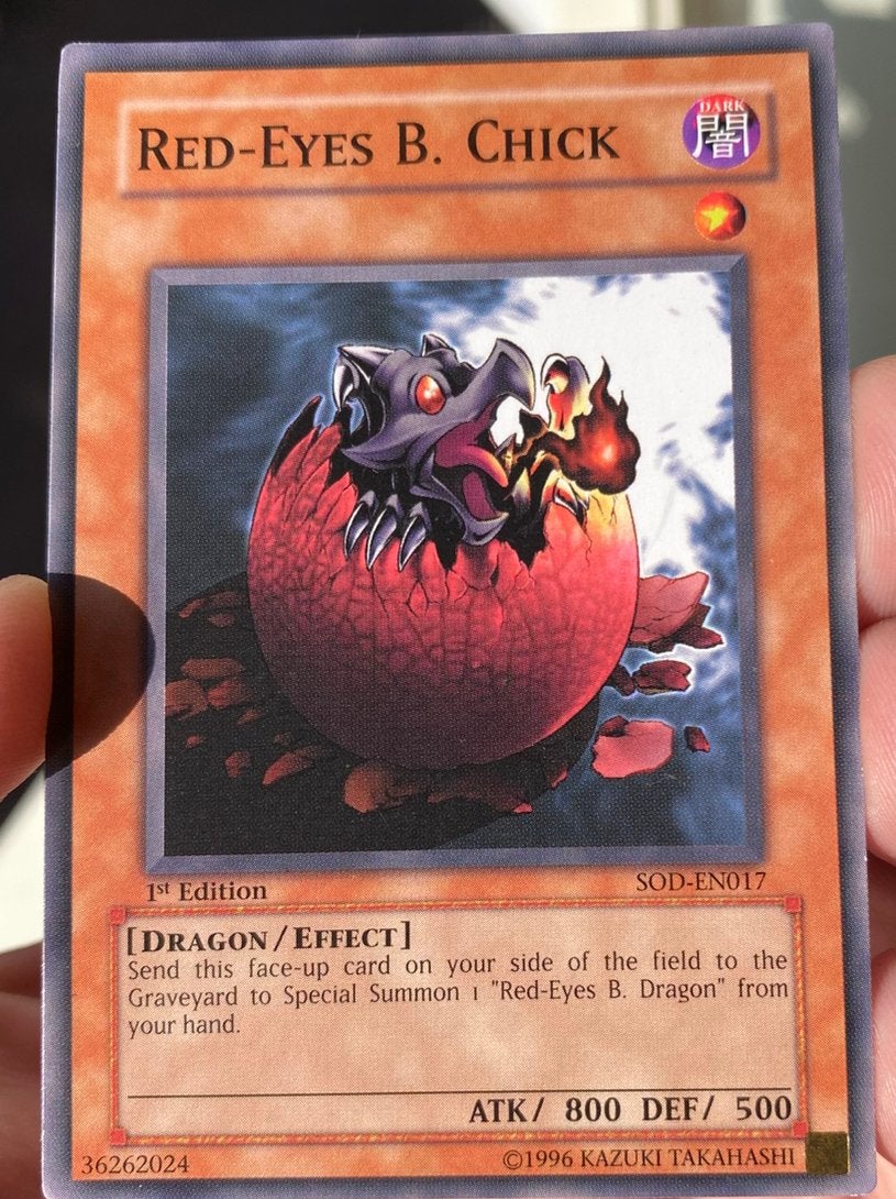 Yu-Gi-Oh! Red-Eyes B. Chick SOD 1st Edition !, Hobby en Vrije tijd, Verzamelkaartspellen | Yu-gi-Oh!, Ophalen of Verzenden, Gebruikt