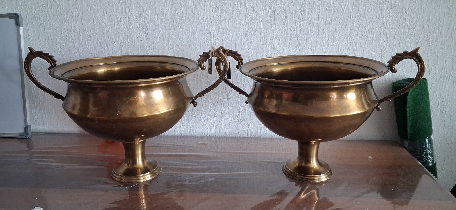 Champagne/bloemen schalen op voet, Ophalen