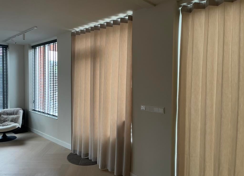 Nieuwe gordijnen gevoerd, Ophalen, Beige, 200 cm of meer