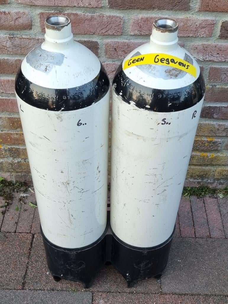 Te koop duikfles D12 (uit keur) en zuurstofschone kranen, Watersport en Boten, Duiken, Ophalen, Gebruikt, Duikfles