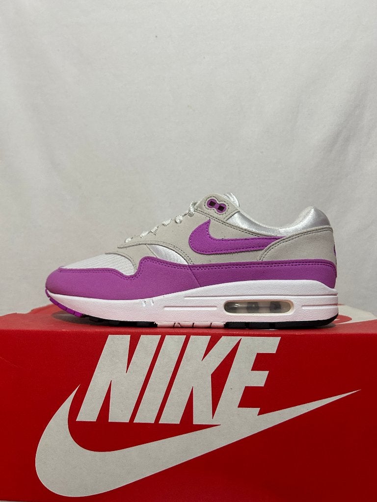 BIJNA NIEUW! Maat 42,5 -  Nike Air Max 1 Fuchsia Dream