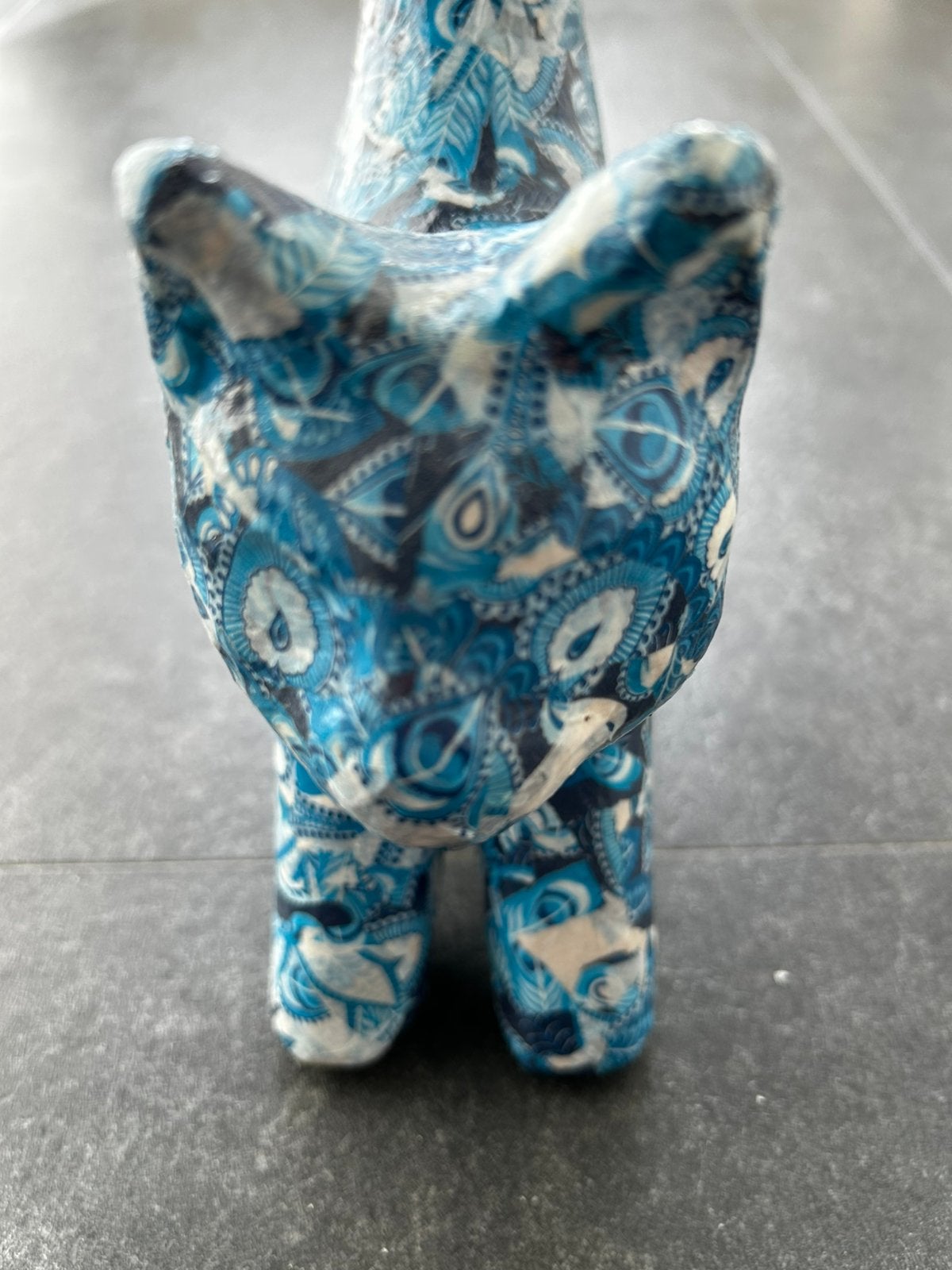 Papier -maché kat poes met print Delfts blauw, Ophalen of Verzenden, Zo goed als nieuw, Dier