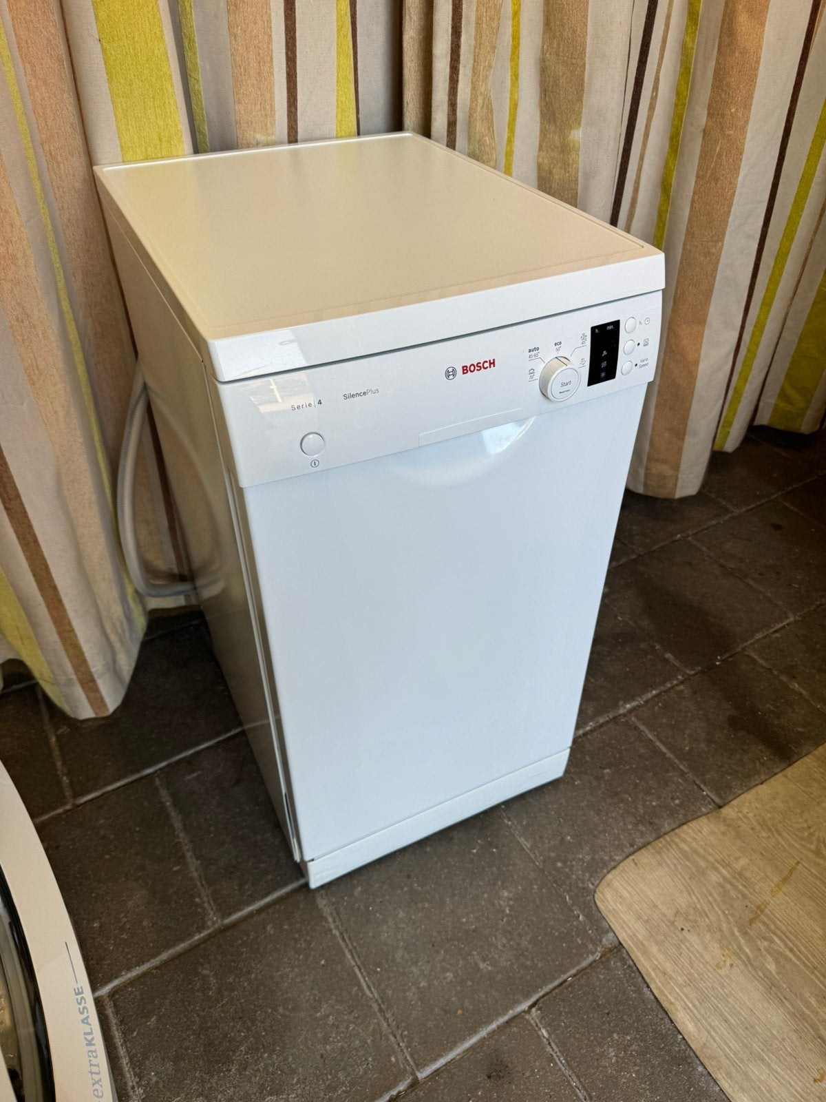 Smalle Afwasmachine | Bosch Serie | 4 - Werkt Super, Ophalen, Gebruikt, Minder dan 10 liter, Energieklasse A of zuiniger