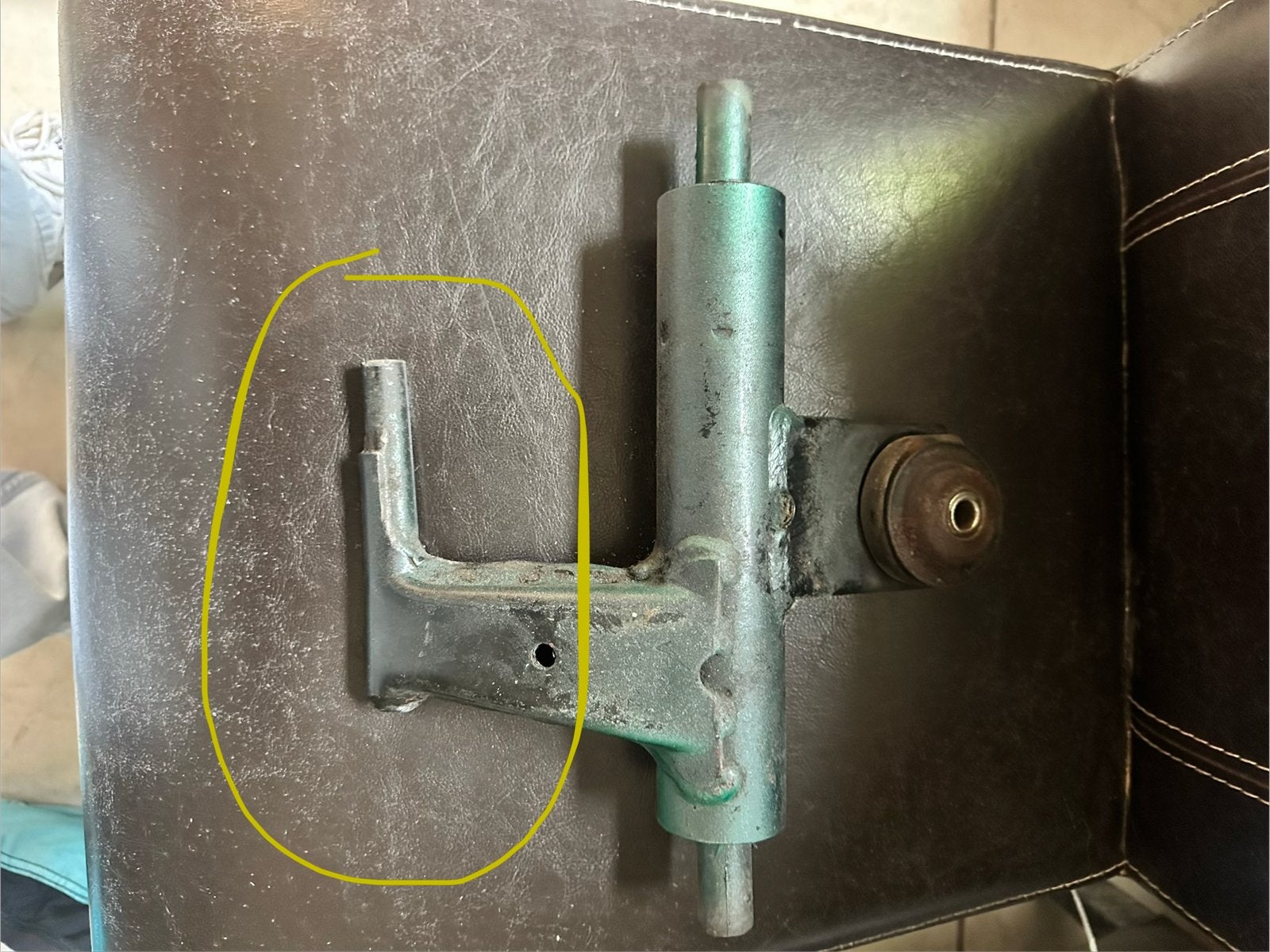 Krom subframe vespa sprint / primavera moet gericht worden, Verzenden, Zo goed als nieuw