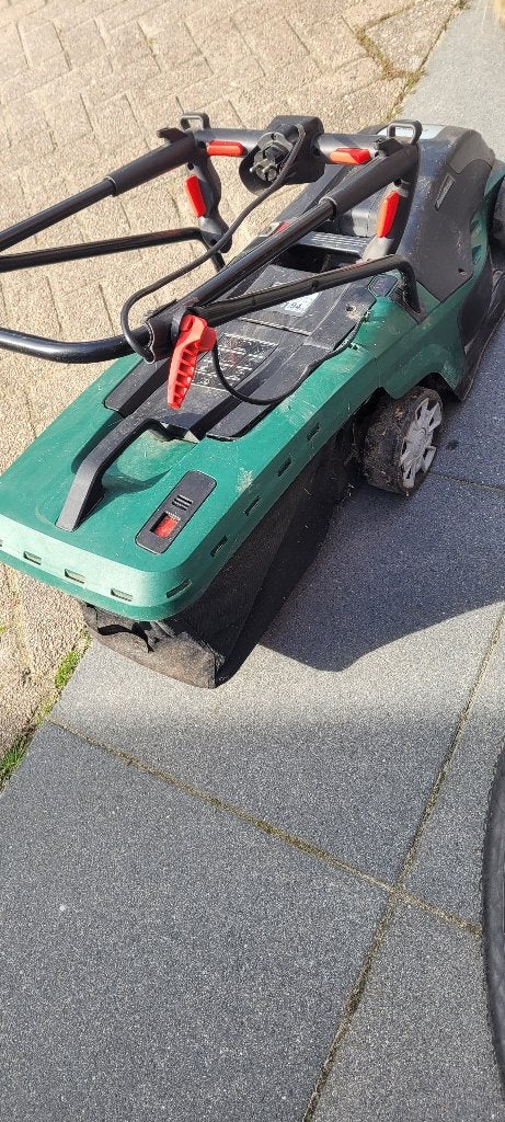 Grasmaaier elektrisch, Ophalen, Gebruikt, Elektrische grasmaaier, Opvangbak
