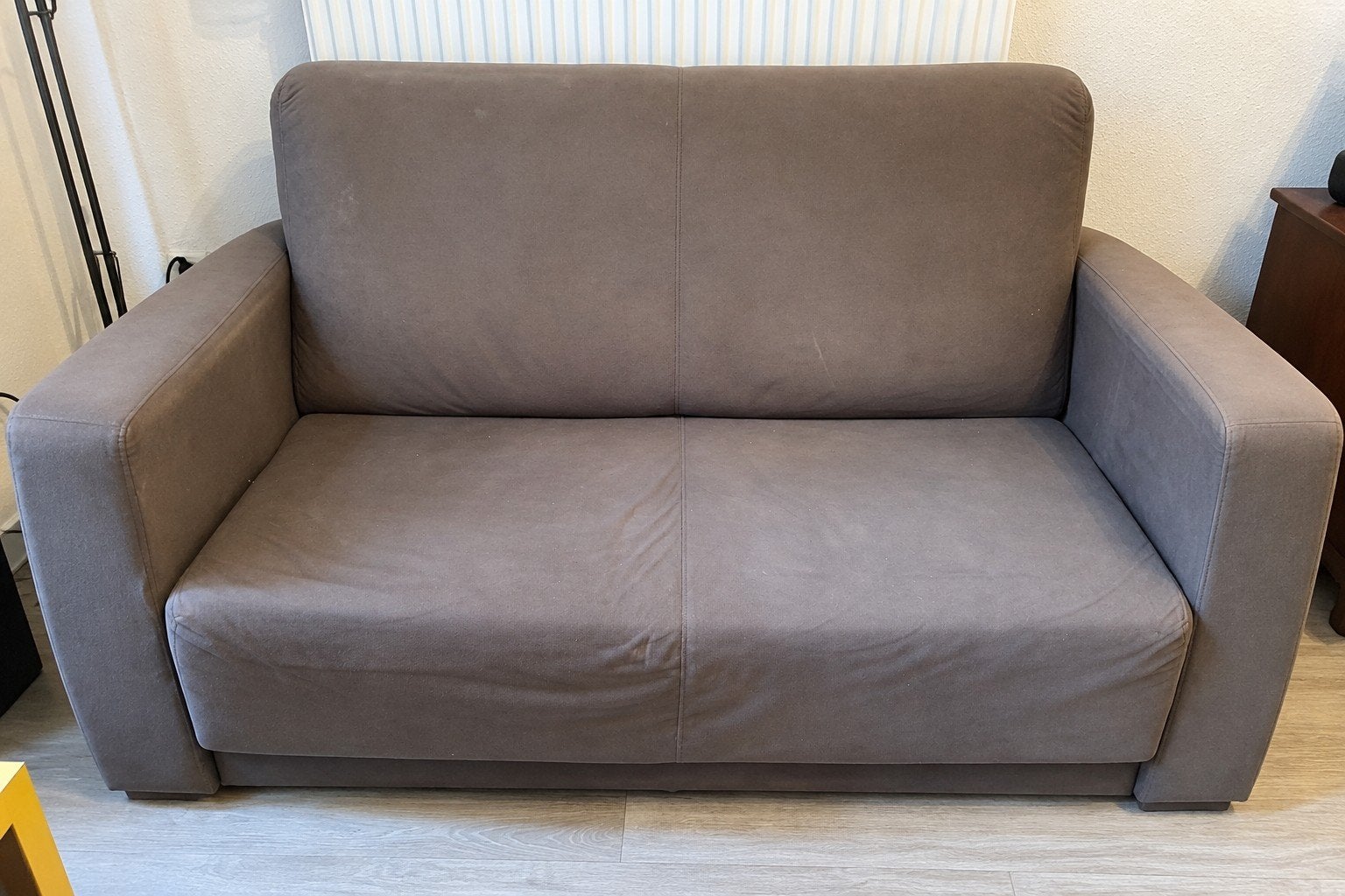 Gratis 2-zitsbank Tilburg / Free two-seater sofa Tilburg, Ophalen, Modern, Comfortabel, Gebruikt, 150 tot 200 cm