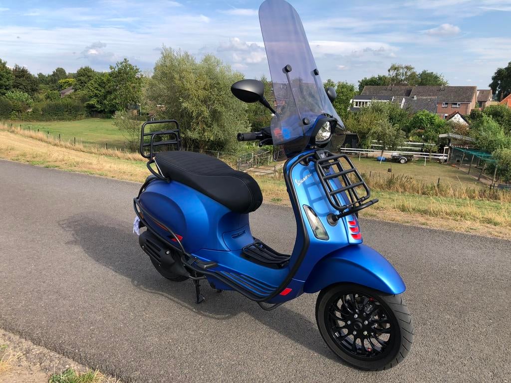 Vespa Sprint S50 4Takt  Nieuwstaat 1.500 KM !, Fietsen en Brommers, Scooters | Vespa, Ophalen of Verzenden