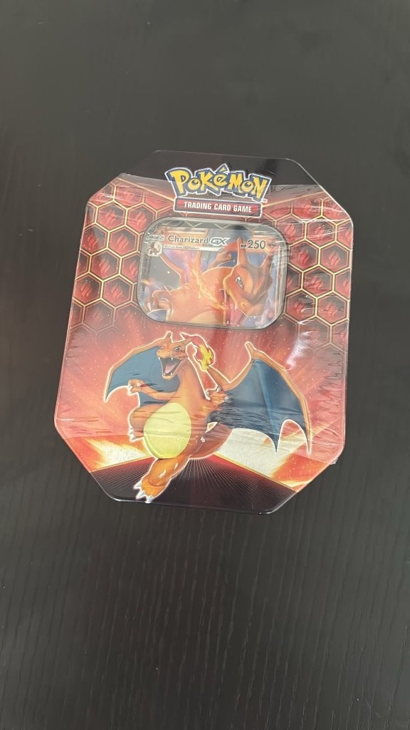 Pokémon Hidden Fates Charizard GX Tin - Nieuw in Seal, Hobby en Vrije tijd, Verzamelkaartspellen | Pokémon, Ophalen, Nieuw, Boosterbox