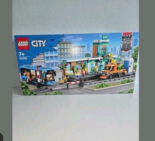 Lego 60335 tram, Ophalen
