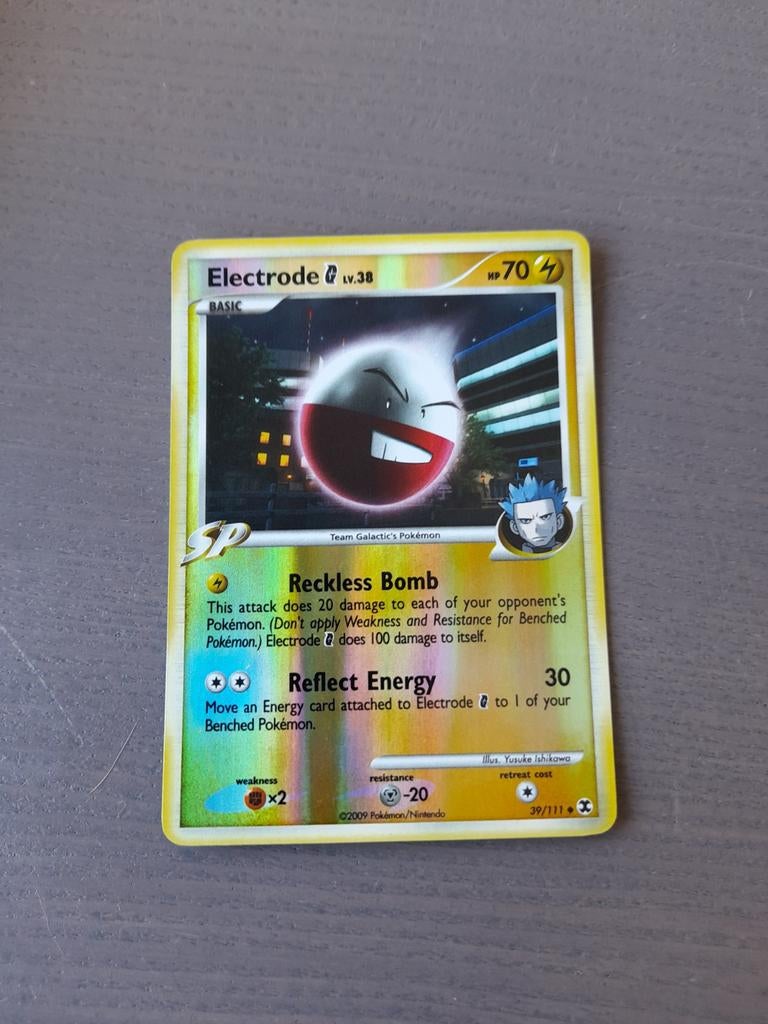 2009 rising rivals 39/111 electrode reverse, Ophalen of Verzenden, Gebruikt, Losse kaart, Foil