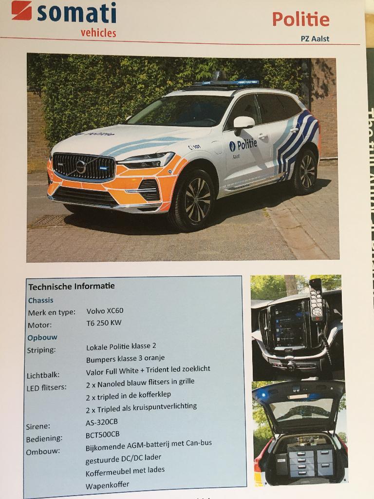 Politie brochure folder Peugeot, LandCruiser of Volvo XC60, Ophalen of Verzenden, Zo goed als nieuw, Volvo