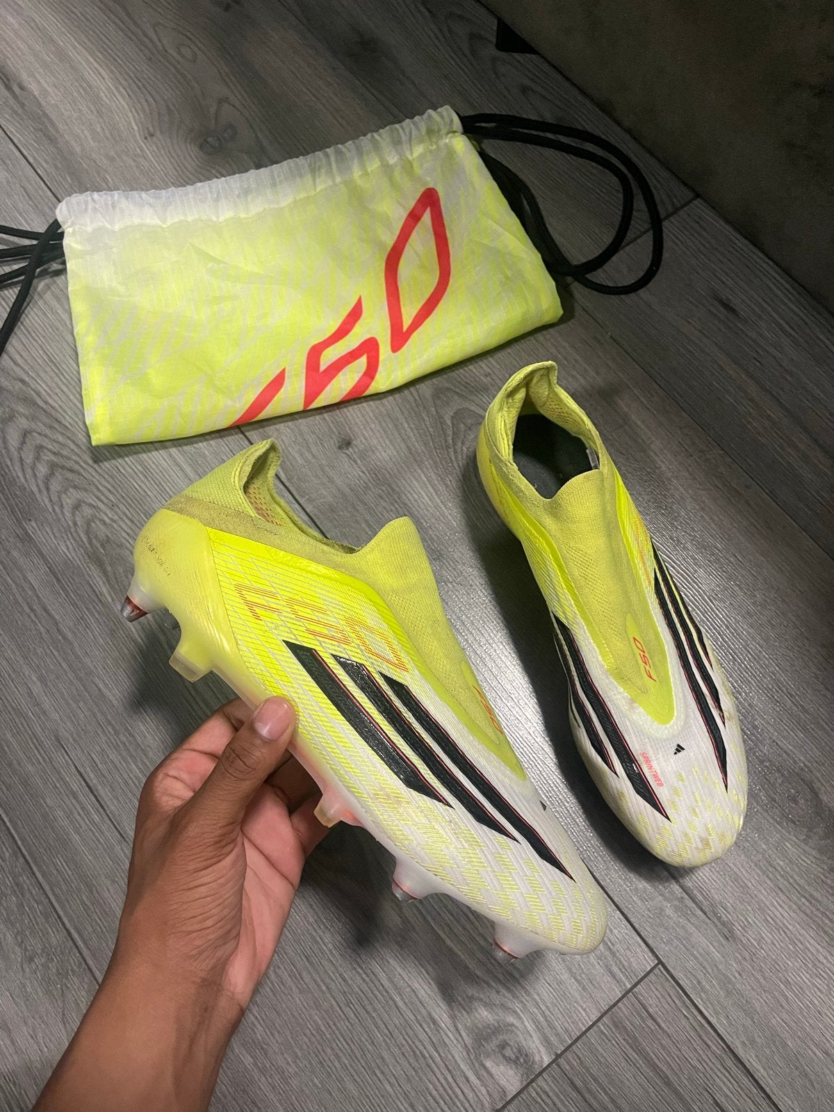 Adidas F50 Voetbalschoenen - Zo goed als nieuw, Maat XS of kleiner, Schoenen, Ophalen of Verzenden, Zo goed als nieuw