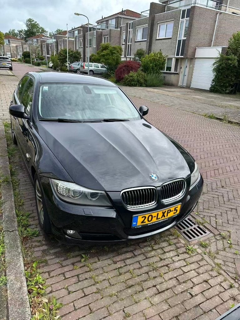 BMW 3-Serie 2.0 I 318 2010 Zwart, Zwart, Origineel Nederlands, Grijs, Particulier
