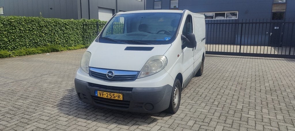 Opel Vivaro 2.0 CDTI 2013 Euro 5 Airco Vaste prijs, Auto's, Bestelauto's, 13 km/l, Euro 5, 4 cilinders, Wit