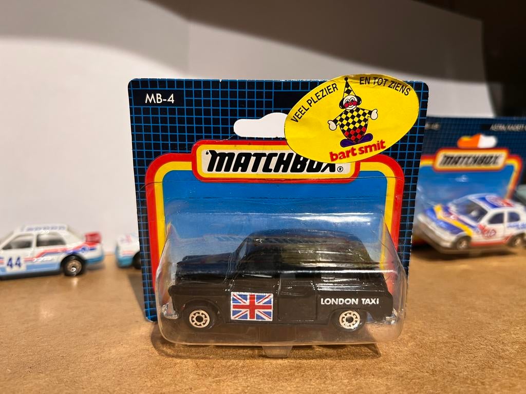 Matchbox MB4 London Taxi FX4R, Hobby en Vrije tijd, Ophalen of Verzenden, Zo goed als nieuw, Auto