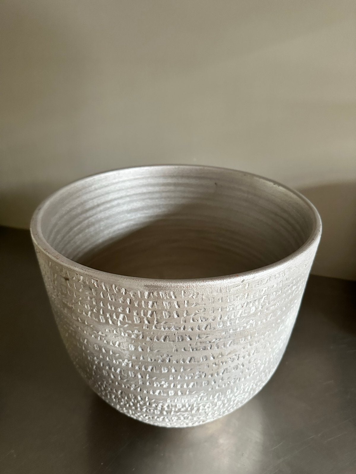 Decoratieve pot met textuur - Grijs/Zilver, Ophalen, Gebruikt, Rond, Pot of Kruik