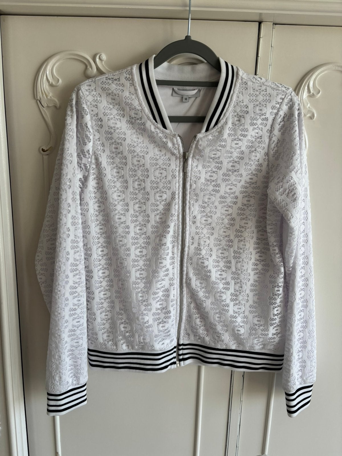 Nieuw wit kanten vest maat 38, Ophalen of Verzenden, Nieuw, Maat 38/40 (M), Wit