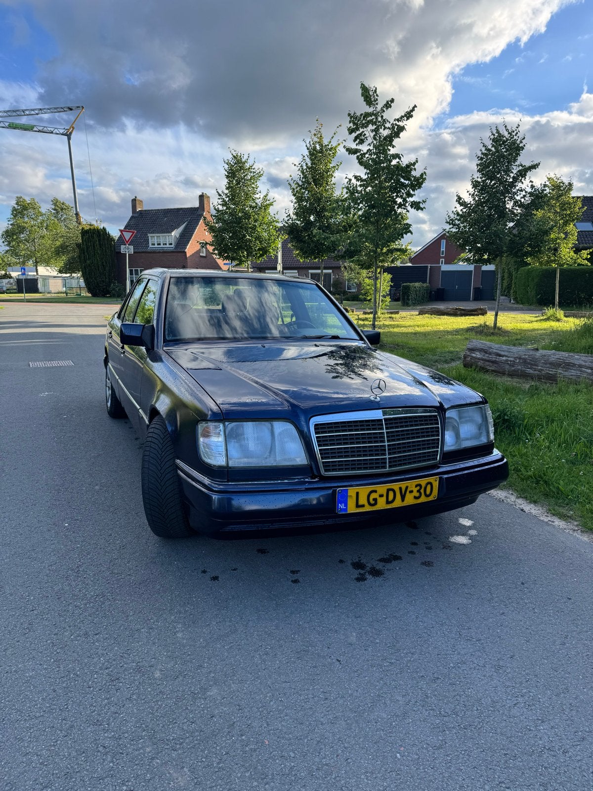 MERCEDES W124 1995 2.2 benzine automaat, Ophalen of Verzenden