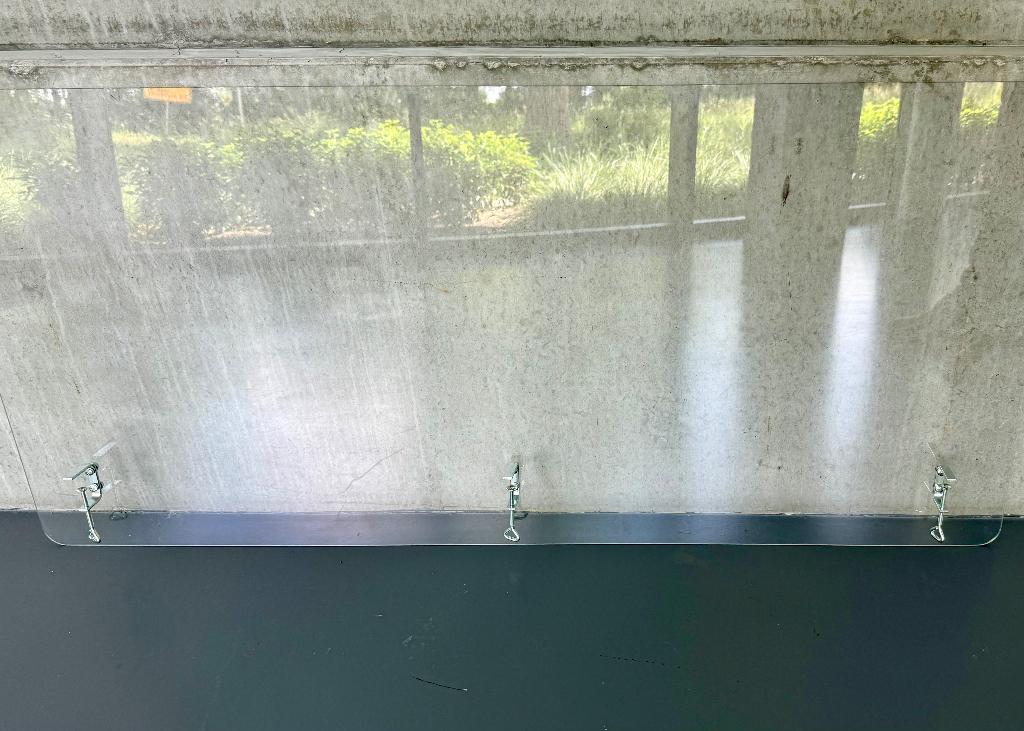 Spatwand acrylaat met bladmontage afm 140x65 cm., Ophalen, Zo goed als nieuw