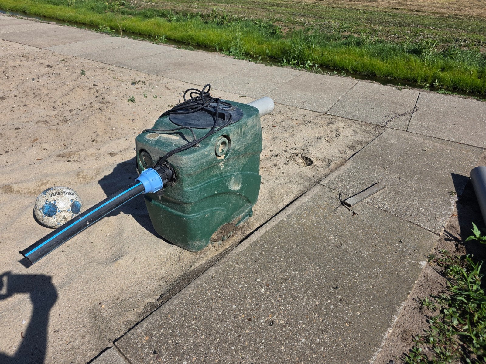 DAB Fekabox 110 met Feka VS 750 MA vuilwaterpomp, Ophalen of Verzenden, Gebruikt