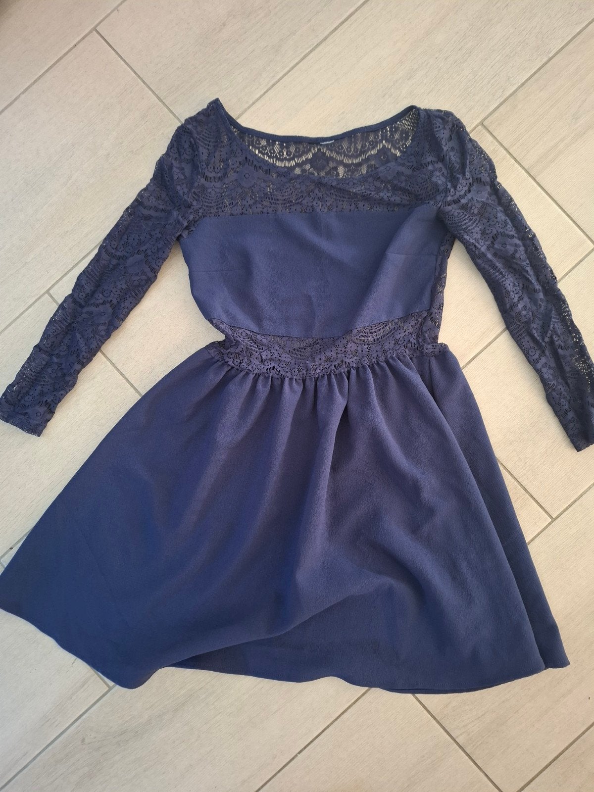 Meisjes kanten jurk maat 152 donkerblauw feestjurk, Kinderen en Baby's, Kinderkleding | Maat 152, Ophalen of Verzenden, Zo goed als nieuw