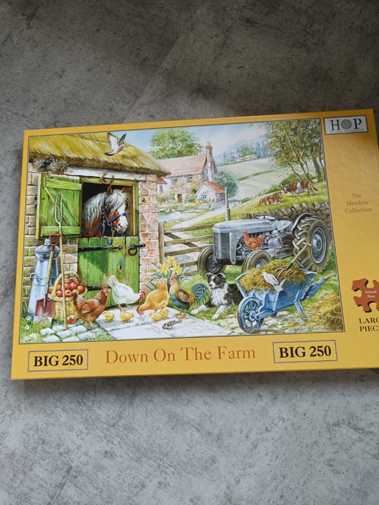 Hop puzzel Down on the farm, 250 xl stukjes, Hobby en Vrije tijd, Denksport en Puzzels, Ophalen of Verzenden, Minder dan 500 stukjes