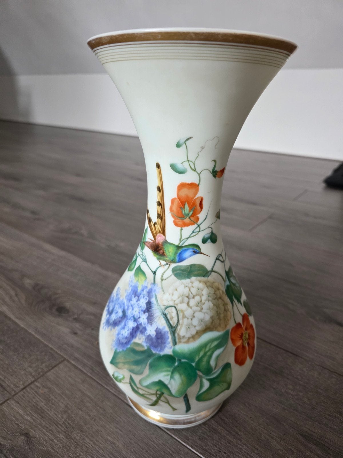 Antiele vaas met bloemen 35cm, Ophalen of Verzenden
