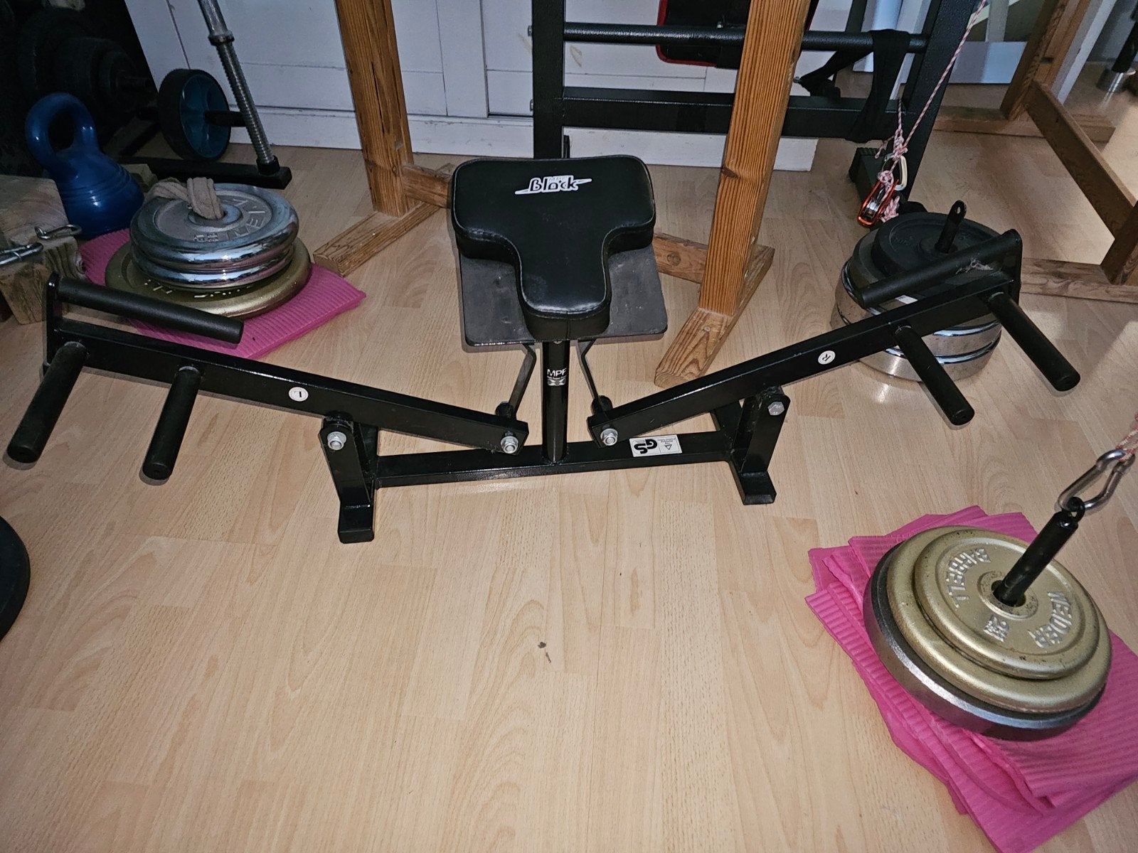MPF Black Pump Trainingsapparaat / Opdrukbankje, Ophalen, Zo goed als nieuw