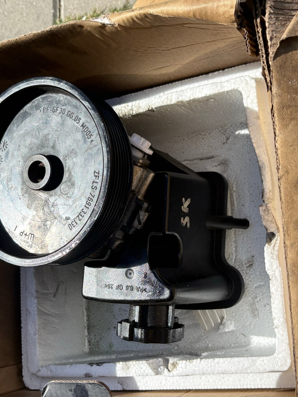 Stuurbekrachtiging pomp Mercedes-Benz C180K (W204), Auto-onderdelen, Ophalen, Gebruikt, Mercedes-Benz