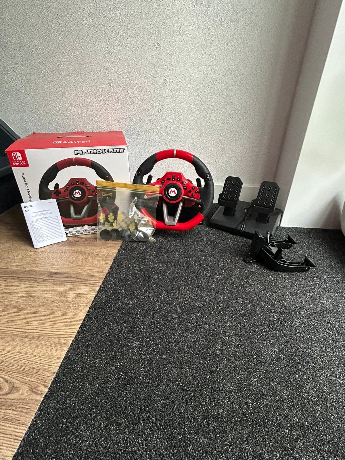Mario Kart Racing Wheel Pro Deluxe, 1 speler, Racen en Vliegen, Ophalen of Verzenden, Zo goed als nieuw