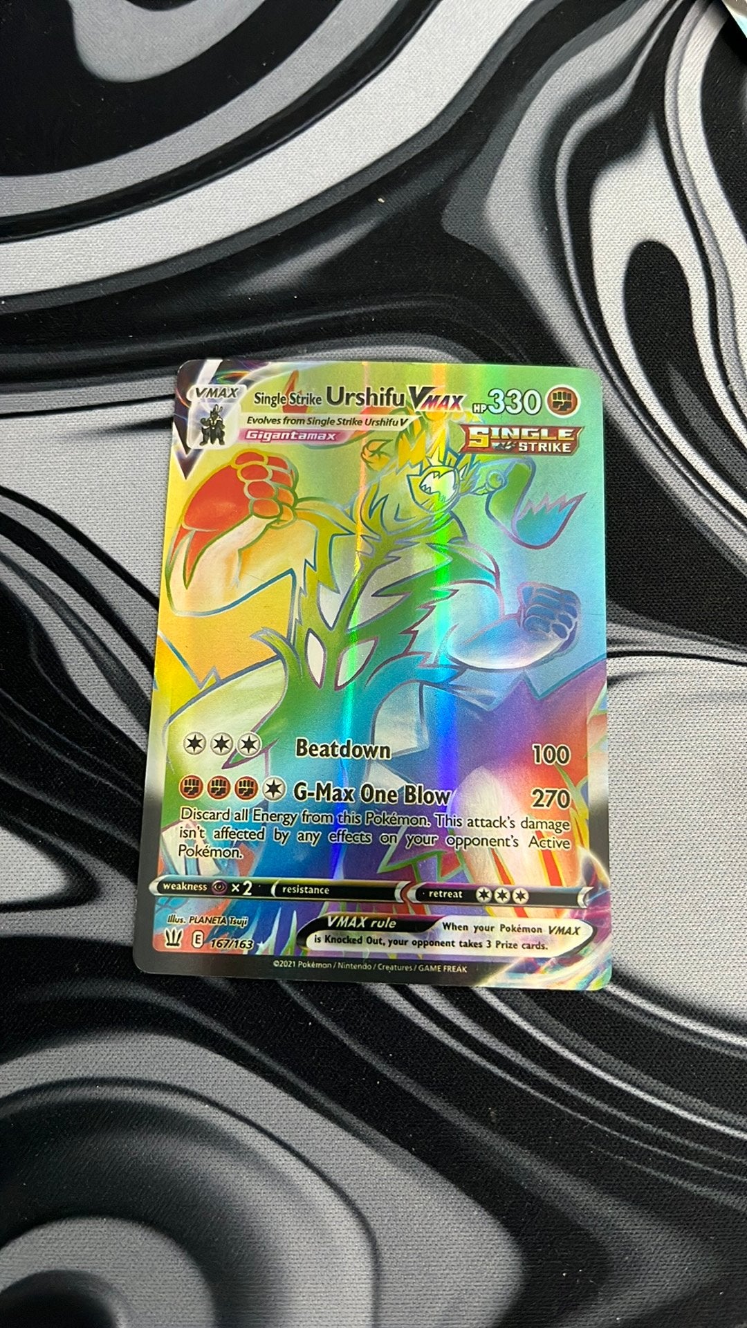 Single Strike Urshifu VMAX (Rainbow Rare) Pokémon kaart, Verzenden, Zo goed als nieuw, Losse kaart, Foil