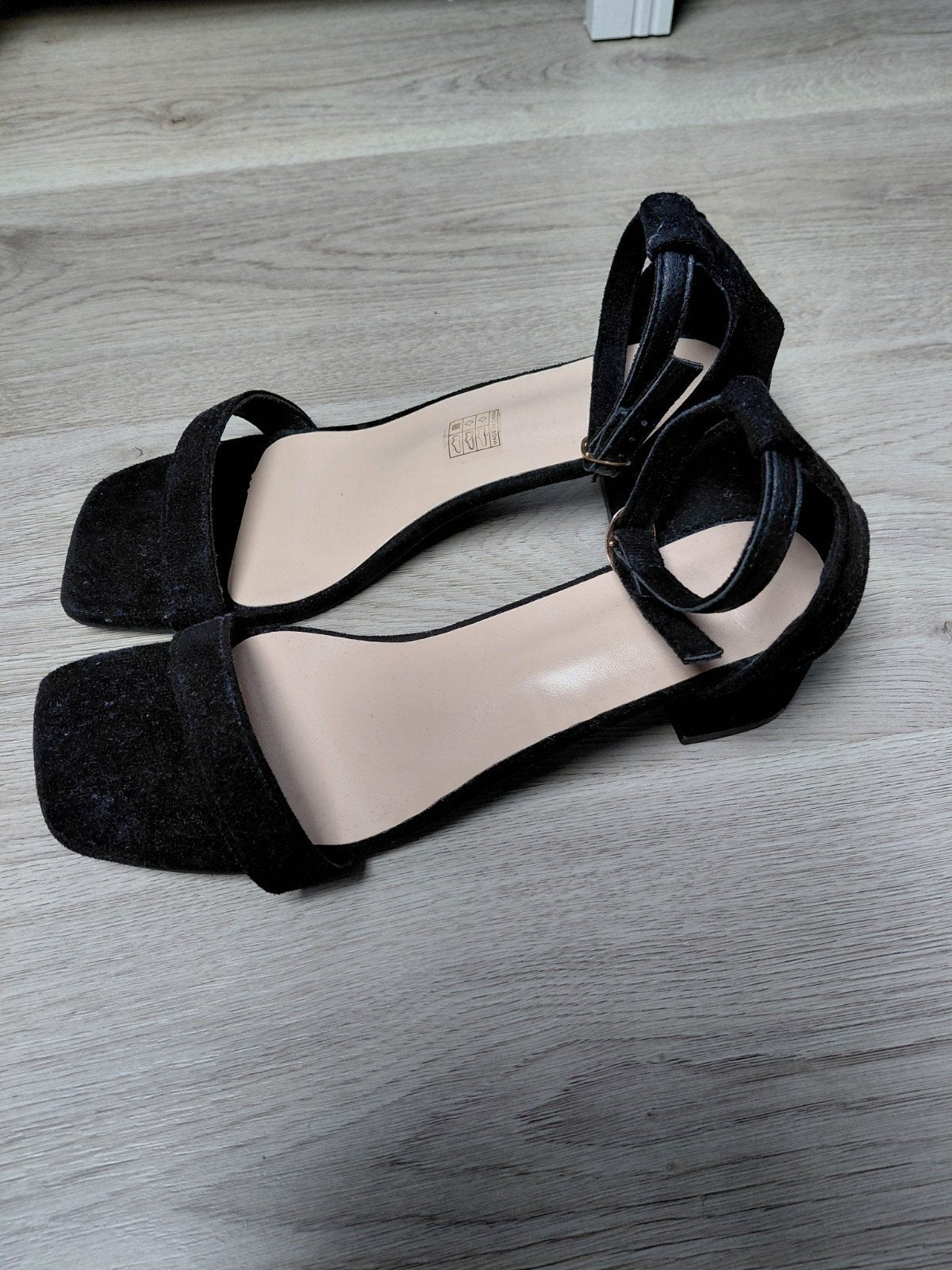 Feestelijke schoenen maat 41 * nooit gedragen *, Ophalen of Verzenden, Nieuw, Zwart