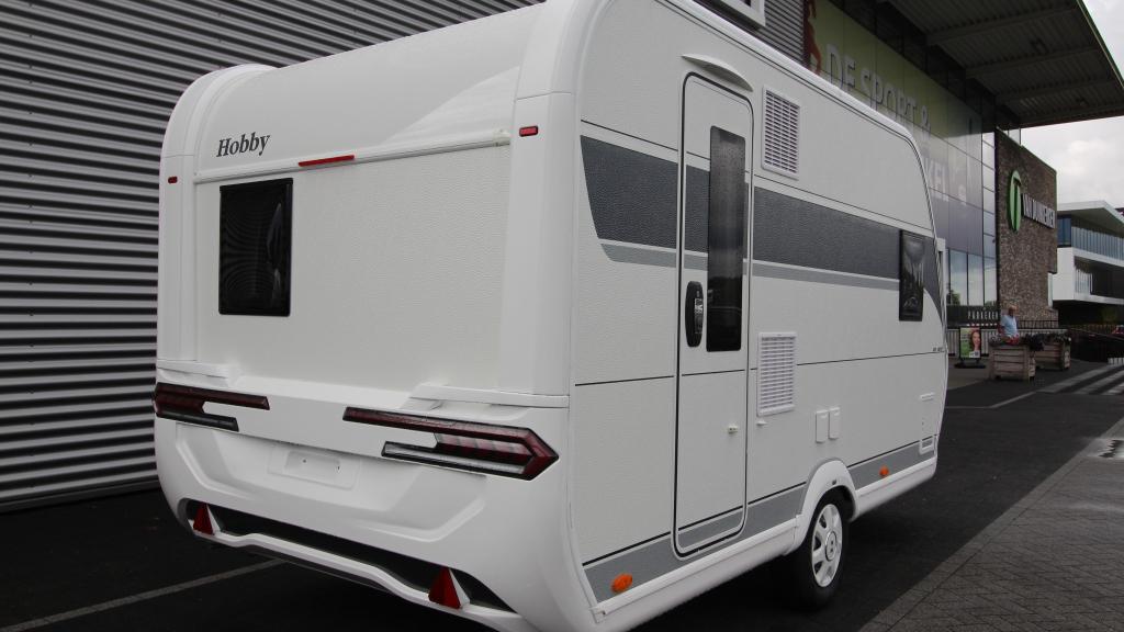 Hobby De Luxe 400 SFE Model 2026 1500 kg as, Hobby, Bedrijf, Treinzit, Overige typen