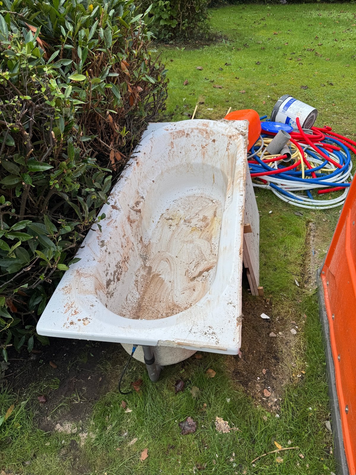 Gratis gebruikt bad -ideaal voor tuin of project of drinkbak, Ophalen, Gebruikt, Bad