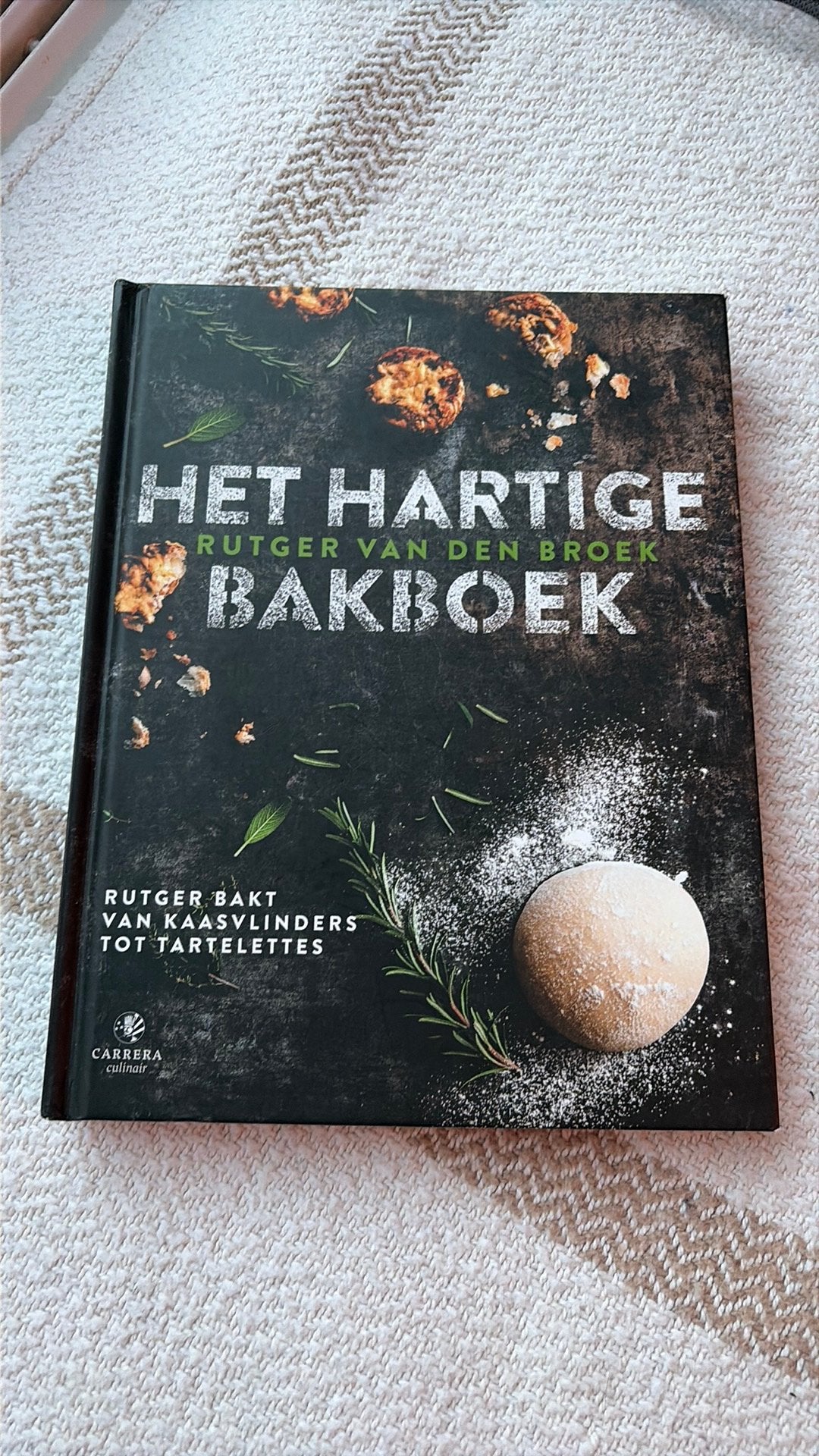 Rutger van den Broek - Het hartige bakboek, Boeken, Ophalen of Verzenden, Gelezen, Rutger van den Broek
