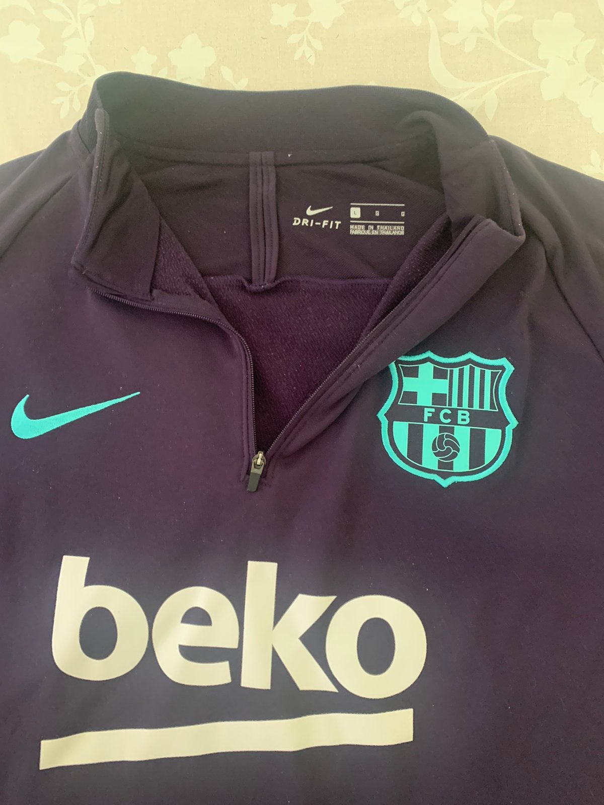 FC Barcelona Nike Trainingsshirt Maat M (heren maat), Paars, Overige maten, Ophalen of Verzenden, Zo goed als nieuw