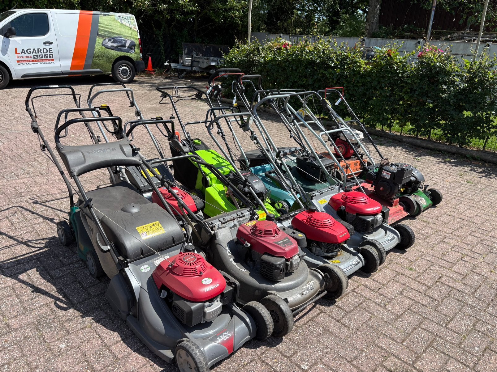 Partij grasmaaiers tuinmachines Honda B&S 12 stuks opknapper, Ophalen, Gebruikt
