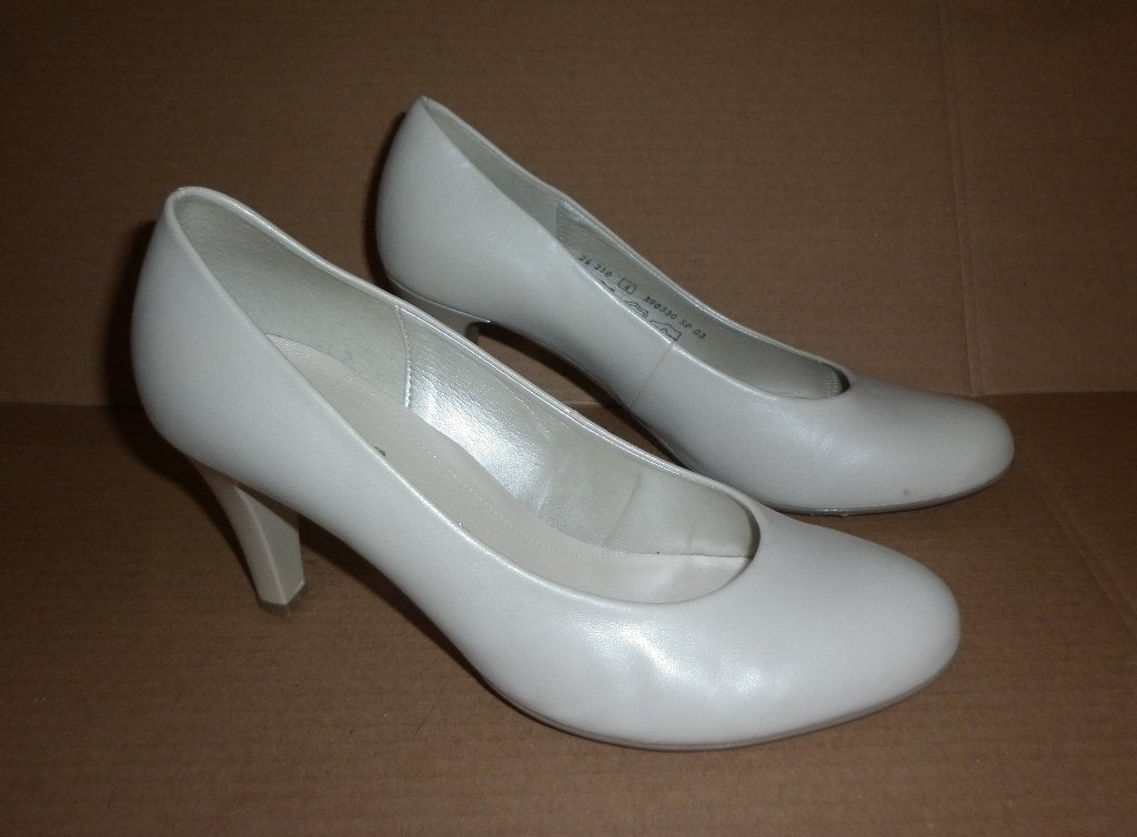 pumps   maat: 37  merk : Gabor, Kleding | Dames, Schoenen, Pumps, Wit, Gabor, Ophalen of Verzenden