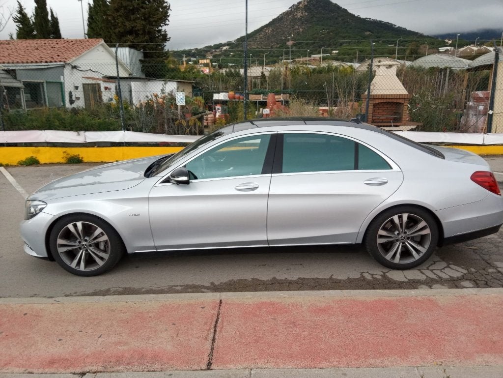 Mercedes S600L 2014 (nieuw model) 170.000km met alle opties, Auto's, Automaat, Parkeerassistent, Achterwielaandrijving, Zwart