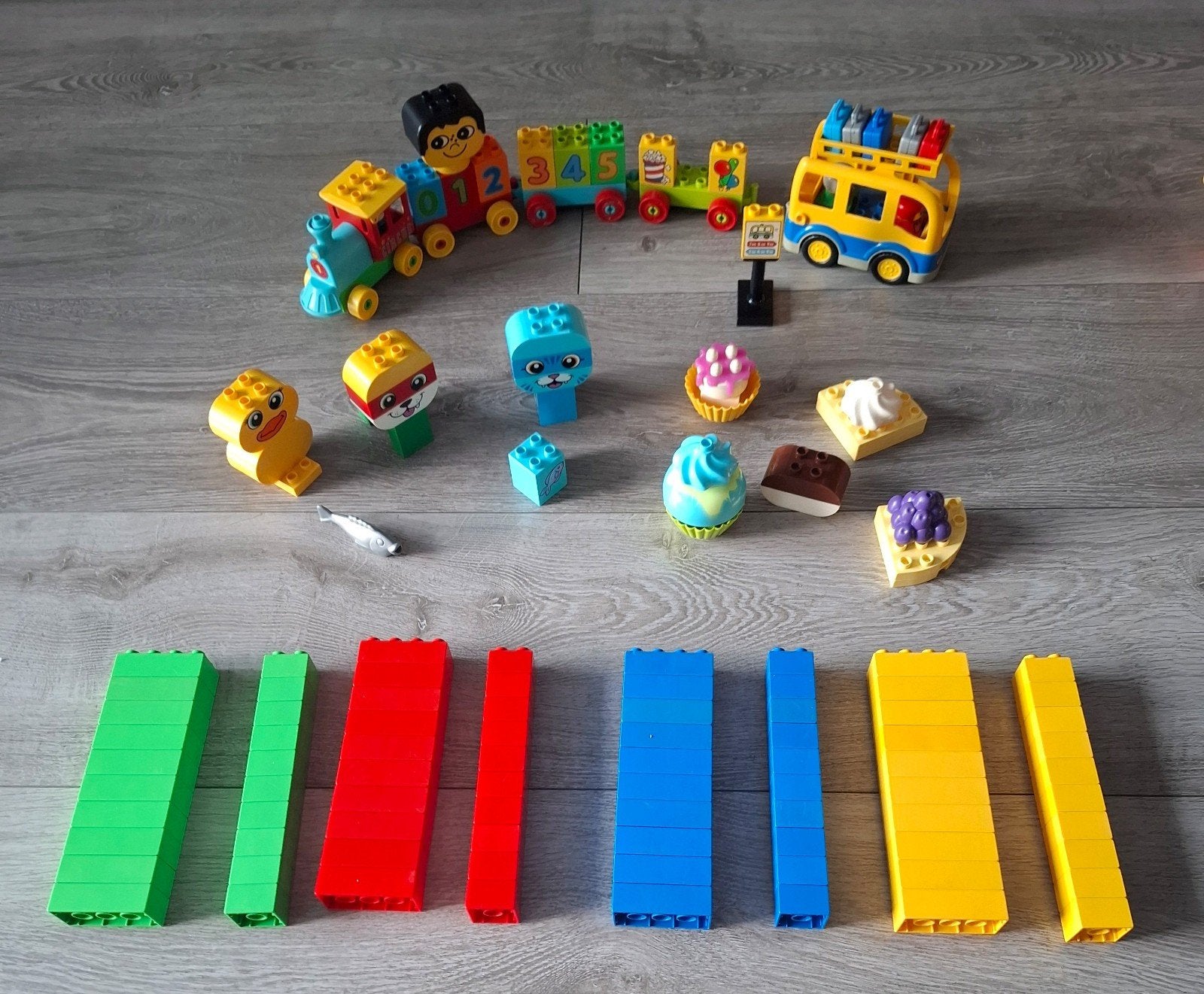 Duplo trein, bus, taart, dieren extra blokken, Ophalen of Verzenden, Zo goed als nieuw, Losse stenen, Duplo
