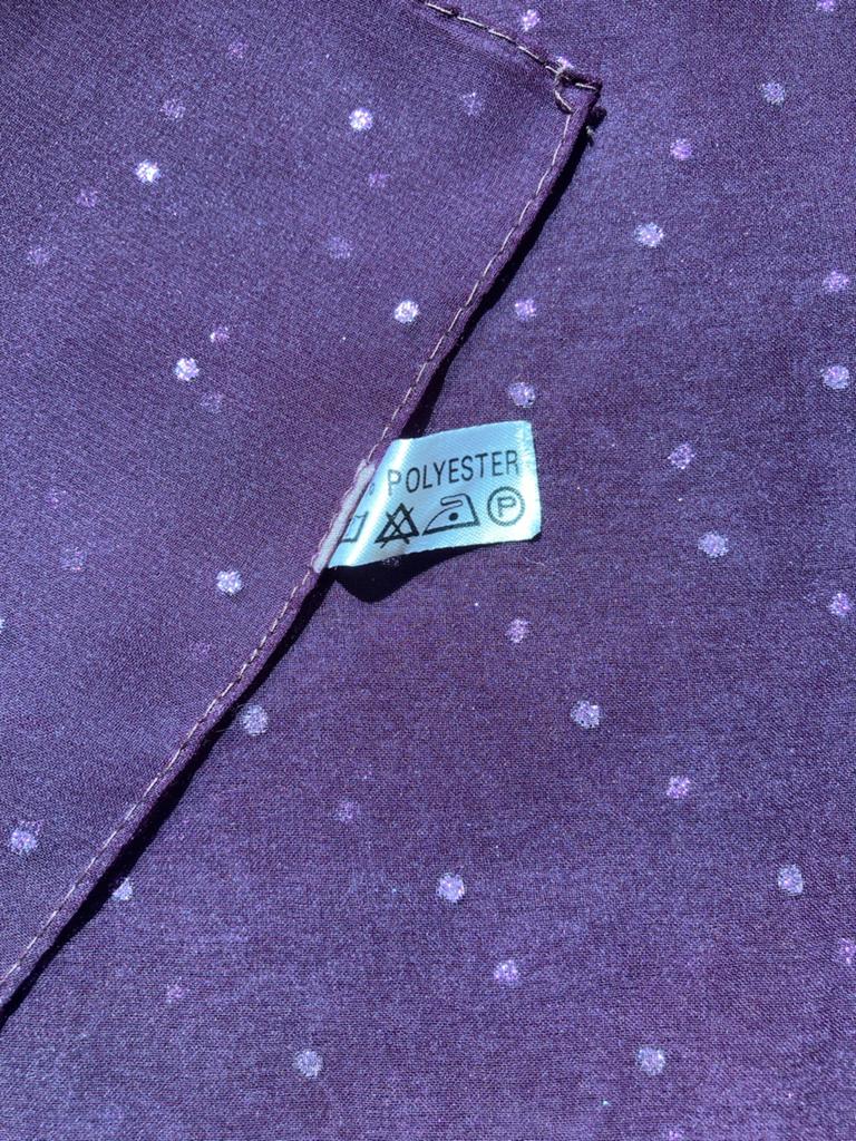 Paarse sjaal met stippen - Polyester, Ophalen of Verzenden, Gedragen, Sjaal