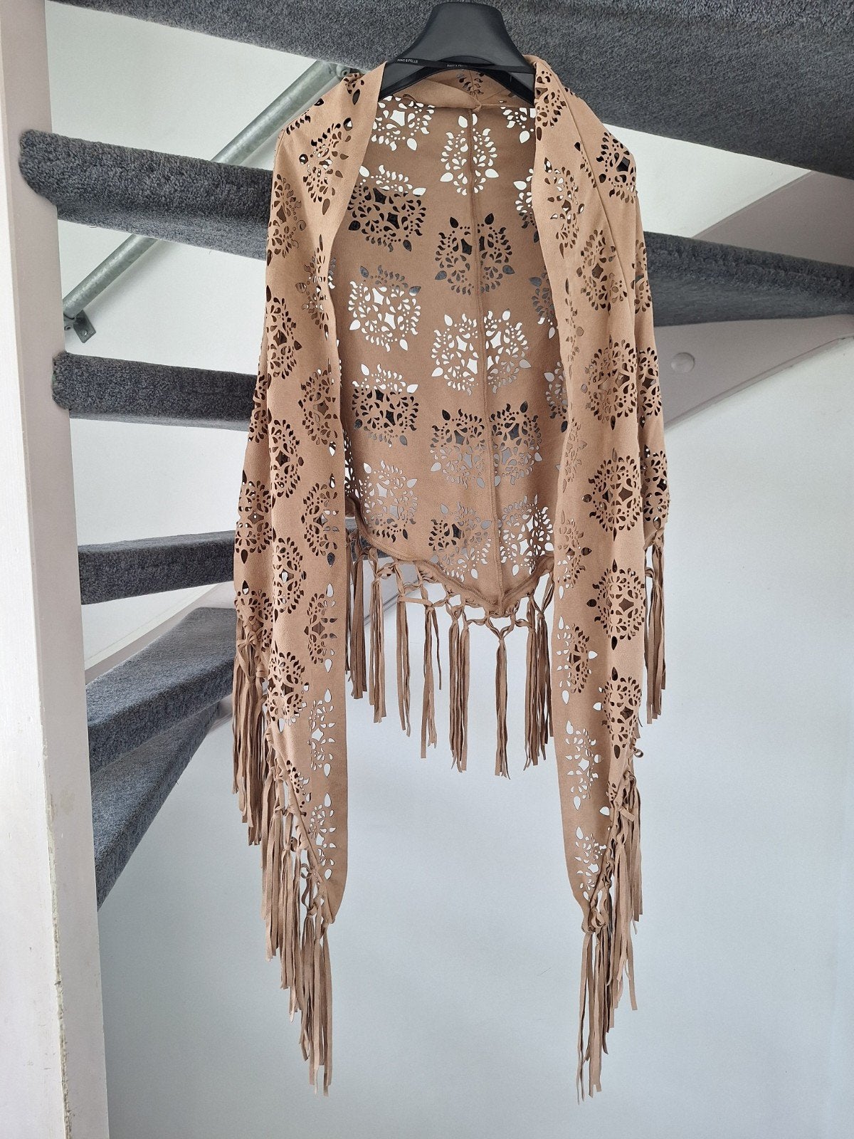 Rino & Pelle poncho/cape met franjes en laser-cut details, Rino & Pelle, Ophalen of Verzenden, Zo goed als nieuw
