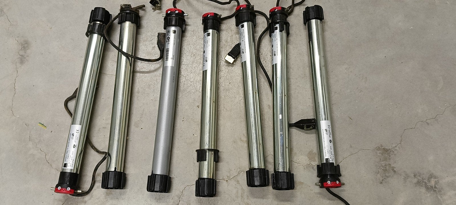 Simu T508/17 G1 MZ 0.5M HIRS.BLACK Rolluikmotoren, Gebruikt, Overige kleuren, Minder dan 100 cm, Ophalen of Verzenden