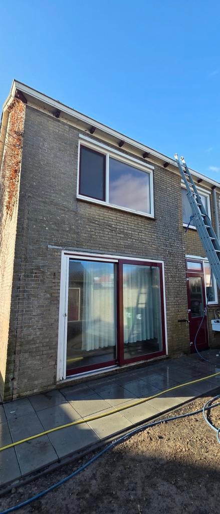 Gevel reinigen (klimop), Diversen, Overige Diversen, Verzenden
